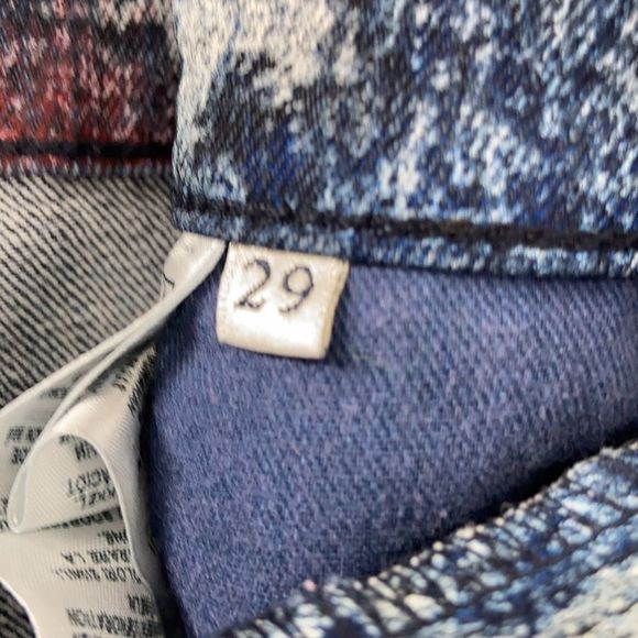 Guess Vintage Jean Star Shorts Sz 29 - Picture 7 of 7